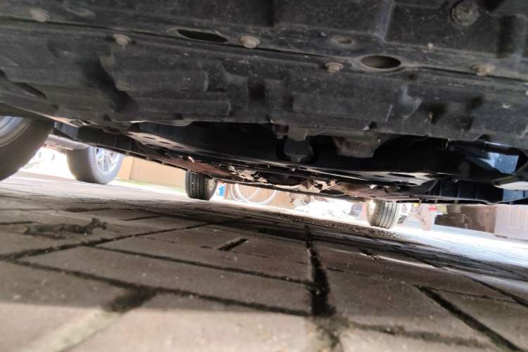 Used Venucia R50 2015 1.6L Manual Fashion Edition Chassis Front