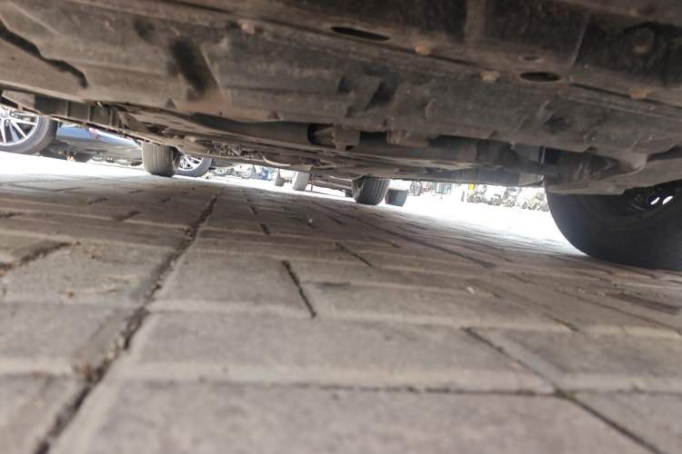 Used Venucia R50 2015 1.6L Manual Fashion Edition Chassis Front