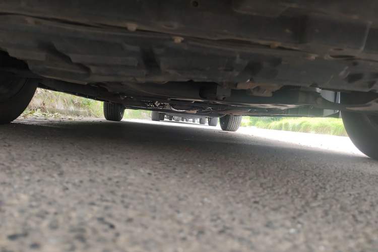 Used Venucia R50 2015 1.6L Manual Fashion Edition Chassis Front