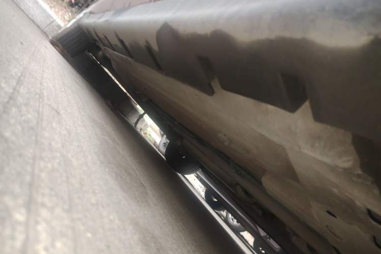 Used Venucia R50 2015 1.6L Manual Fashion Edition Chassis Front Right