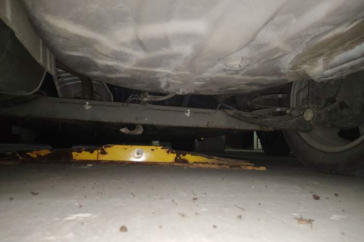 Used Venucia R50 2015 1.6L Manual Fashion Edition Chassis Rear
