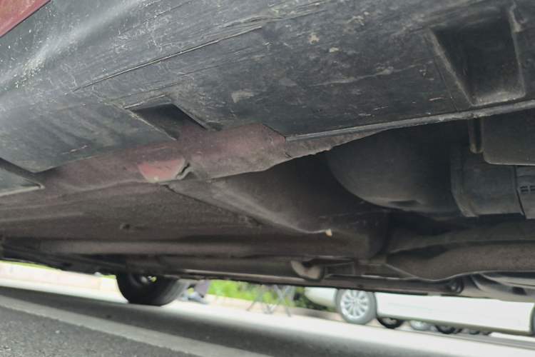 Used Venucia R50 2015 1.6L Manual Fashion Edition Chassis Rear Left