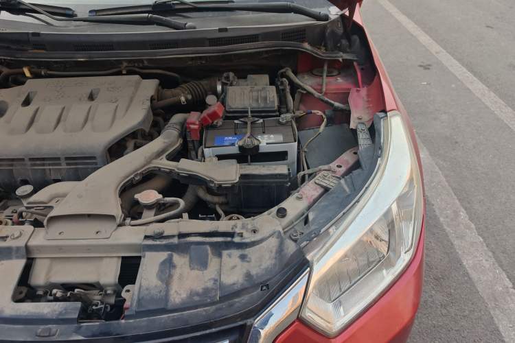 Used Venucia R50 2015 1.6L Manual Fashion Edition Engine Bay Left