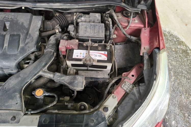Used Venucia R50 2015 1.6L Automatic Fashion Edition Engine Bay Left