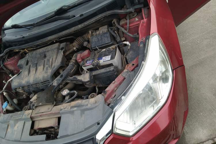 Used Venucia R50 2015 1.6L Manual Fashion Edition Engine Bay Left
