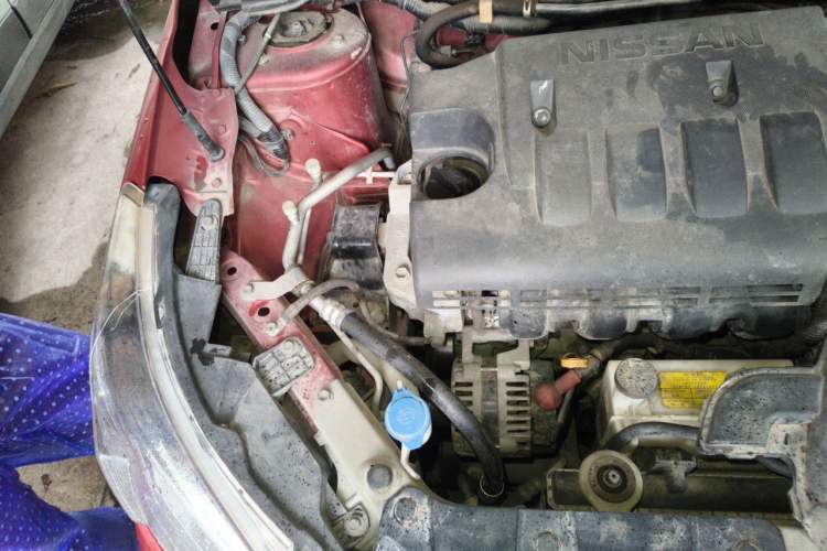 Used Venucia R50 2015 1.6L Automatic Fashion Edition Engine Bay Right