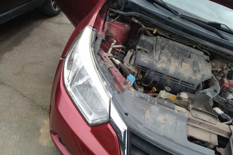 Used Venucia R50 2015 1.6L Manual Fashion Edition Engine Bay Right