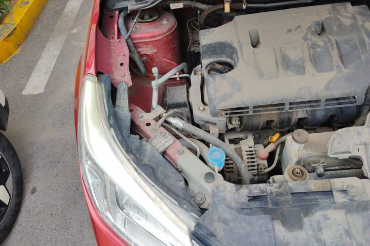 Used Venucia R50 2015 1.6L Manual Luxury Edition Engine Bay Right