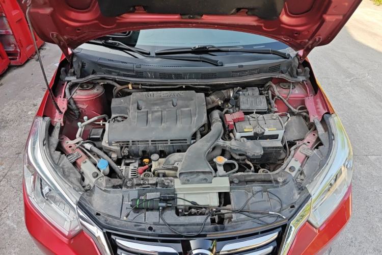 Used Venucia R50 2015 1.6L Automatic Fashion Edition Engine Bay