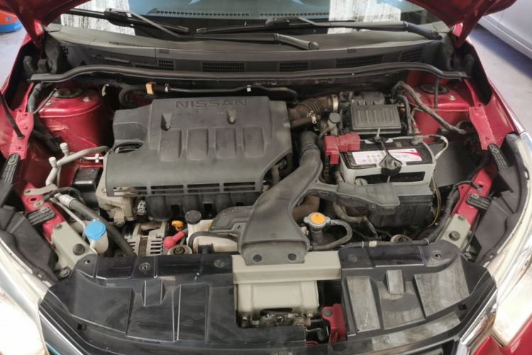 Used Venucia R50 2015 1.6L Automatic Luxury Edition Engine Bay