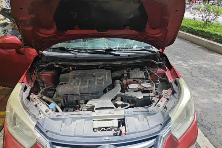 Used Venucia R50 2015 1.6L Automatic Fashion Edition Engine Bay