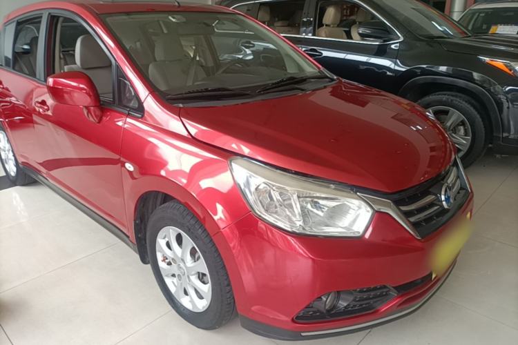 Used Venucia R50 2015 1.6L Automatic Luxury Edition Exterior 1