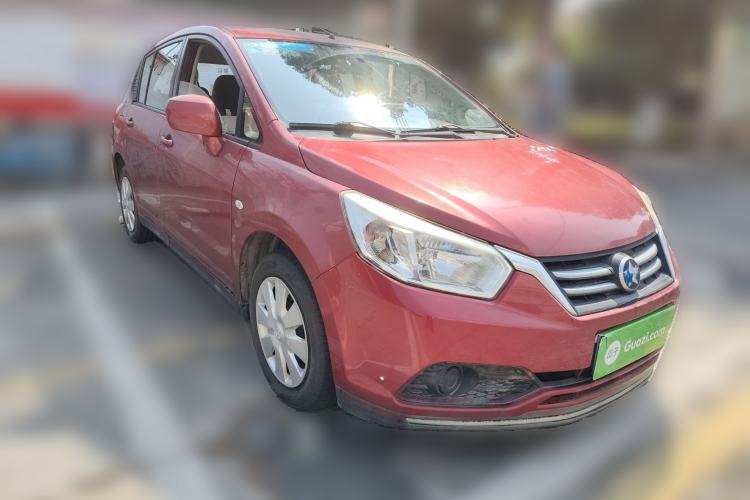 Used Venucia R50 2015 1.6L Manual Fashion Edition Front Right 45 Deg
