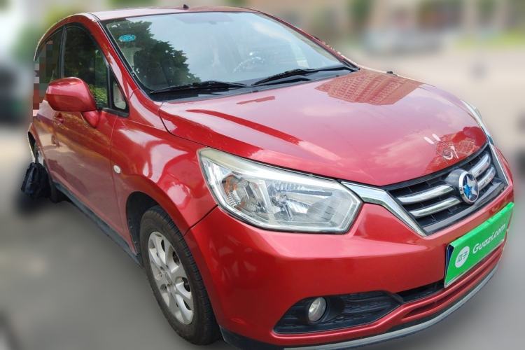 Used Venucia R50 2015 1.6L Manual Luxury Edition Front Right 45 Deg