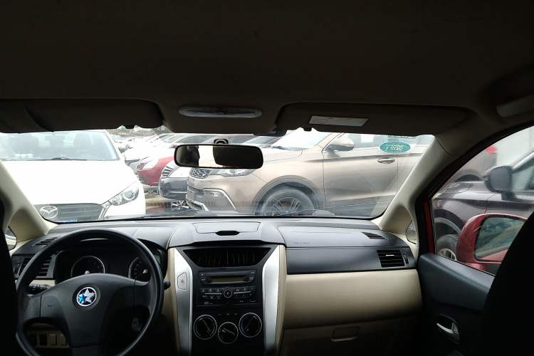 Used Venucia R50 2015 1.6L Manual Fashion Edition Headliner