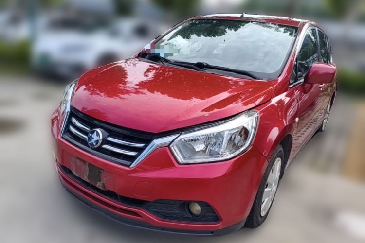 Używany Venucia R50 2015 1.6L Automatic Fashion Edition Guazi used car, China used car export, Used car for sale, Used cars, Cheapest cars for sale