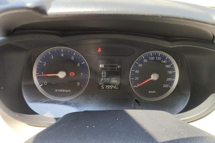 Used Venucia R50 2015 1.6L Manual Fashion Edition Instrument Cluster