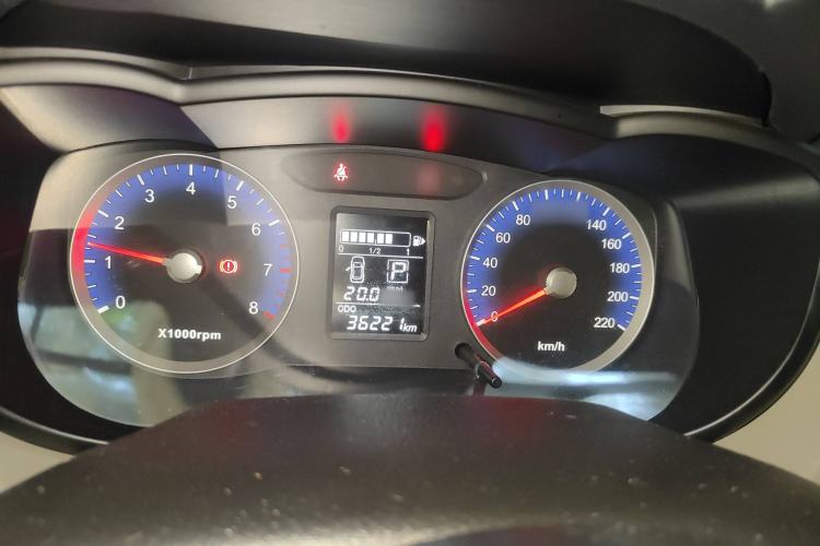 Used Venucia R50 2015 1.6L Automatic Fashion Edition Instrument Cluster