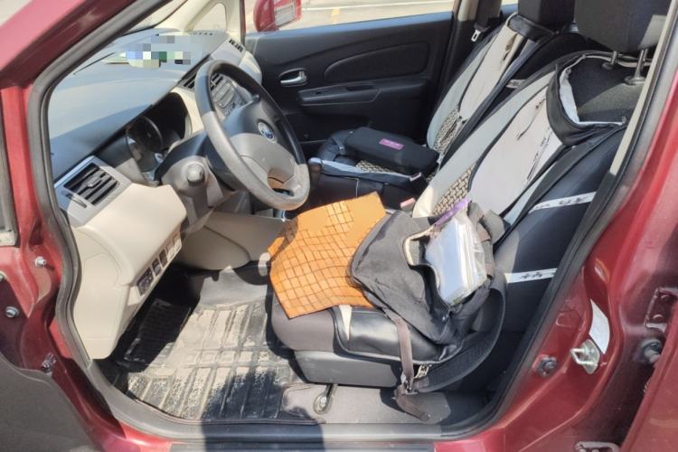 Used Venucia R50 2015 1.6L Manual Fashion Edition Left Front Seat