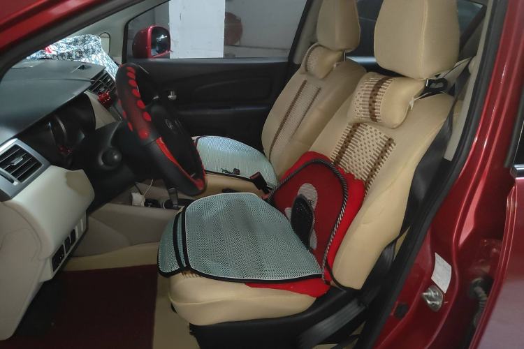 Used Venucia R50 2015 1.6L Automatic Fashion Edition Left Front Seat