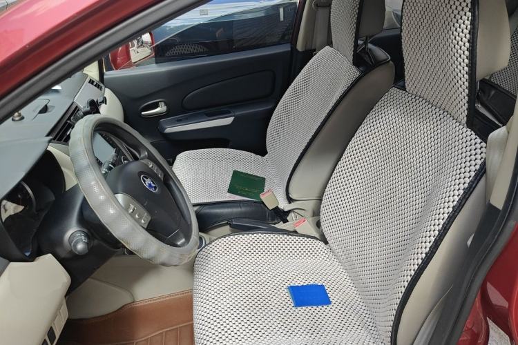 Used Venucia R50 2015 1.6L Automatic Luxury Edition Left Front Seat