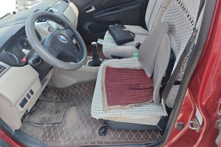 Used Venucia R50 2015 1.6L Manual Fashion Edition Left Front Seat