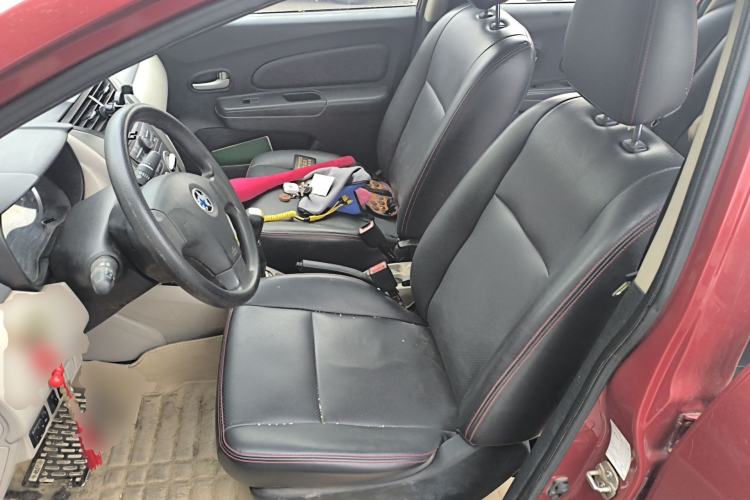 Used Venucia R50 2015 1.6L Manual Fashion Edition Left Front Seat