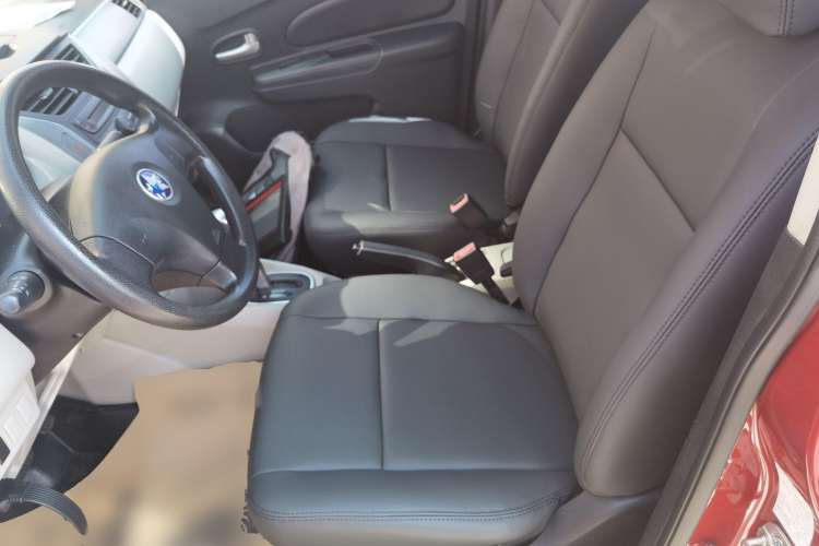 Used Venucia R50 2015 1.6L Automatic Fashion Edition Left Front Seat