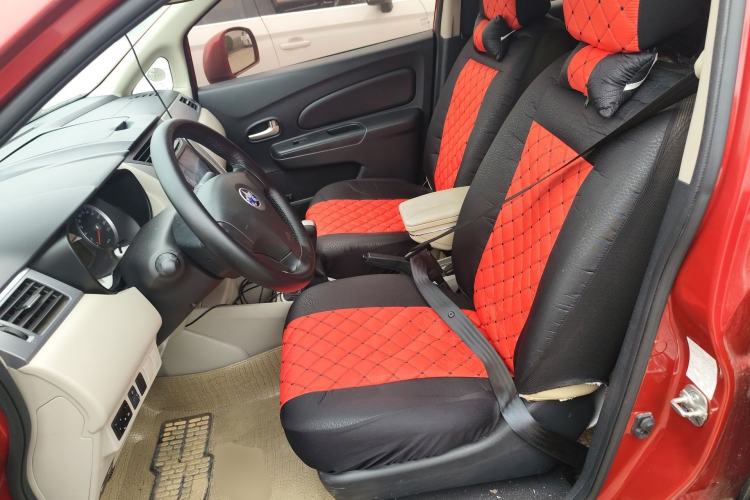 Used Venucia R50 2015 1.6L Manual Fashion Edition Left Front Seat