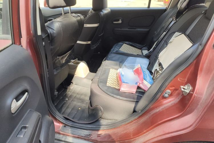 Used Venucia R50 2015 1.6L Manual Fashion Edition Left Rear Seat