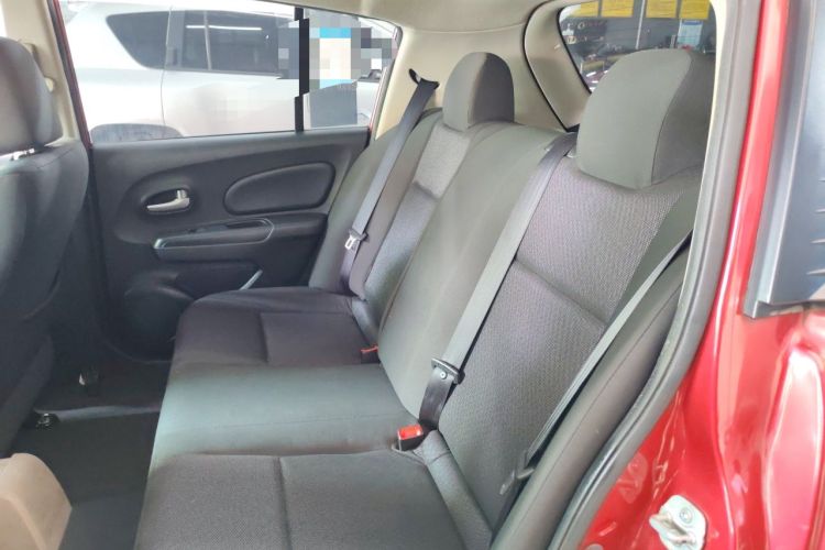 Used Venucia R50 2015 1.6L Automatic Fashion Edition Left Rear Seat