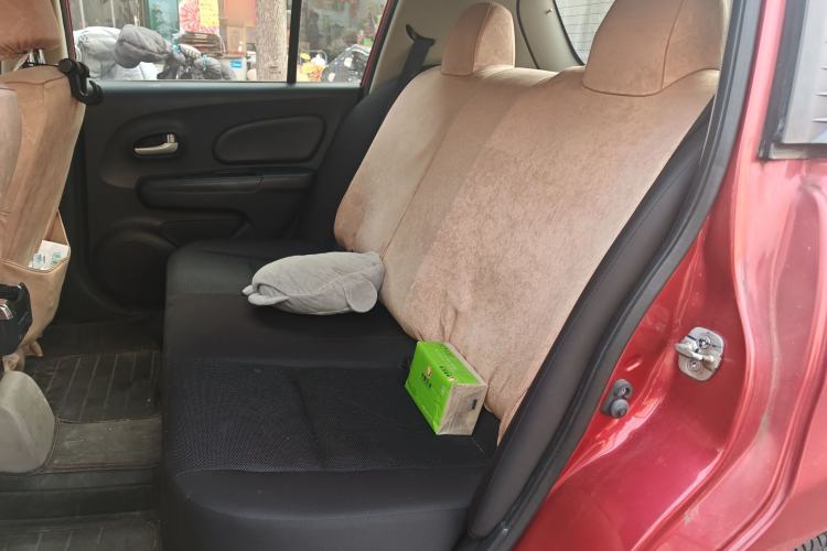 Used Venucia R50 2015 1.6L Manual Fashion Edition Left Rear Seat