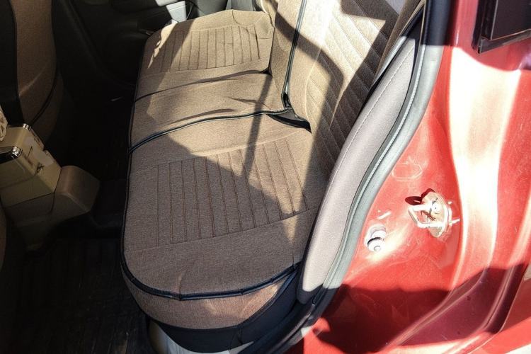 Used Venucia R50 2015 1.6L Manual Fashion Edition Left Rear Seat