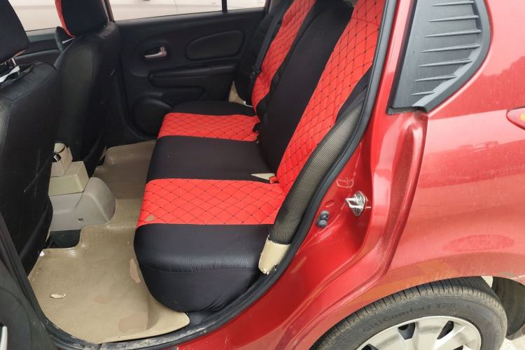 Used Venucia R50 2015 1.6L Manual Fashion Edition Left Rear Seat