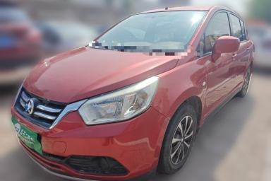 Used Venucia R50 2015 1.6L Manual Fashion Edition