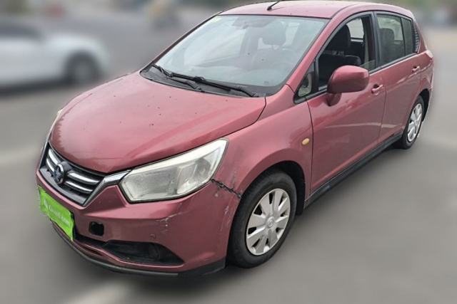Used Venucia R50 2015 1.6L Manual Fashion Edition