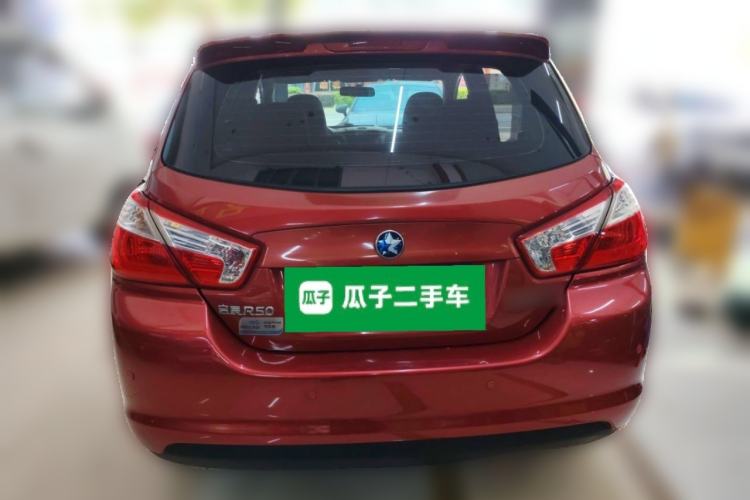 Used Venucia R50 2015 1.6L Automatic Fashion Edition Rear