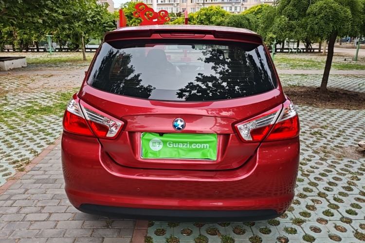Used Venucia R50 2015 1.6L Automatic Fashion Edition Rear