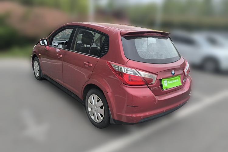 Used Venucia R50 2015 1.6L Manual Fashion Edition Rear Left 45 Deg