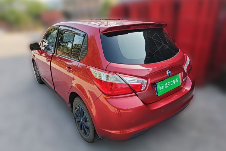 Used Venucia R50 2015 1.6L Automatic Fashion Edition Rear Left 45 Deg