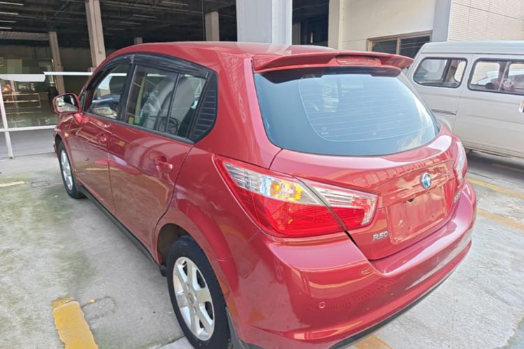 Used Venucia R50 2015 1.6L Automatic Fashion Edition Rear Left 45 Deg