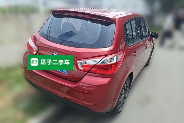 Used Venucia R50 2015 1.6L Automatic Fashion Edition Rear Right 45 Deg