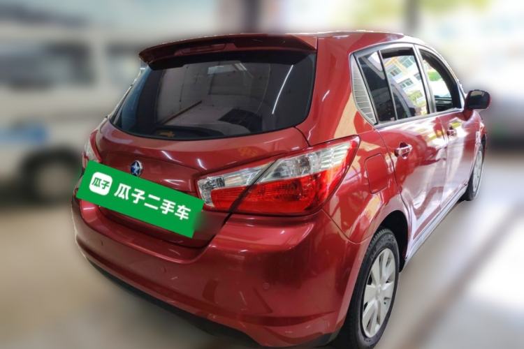 Used Venucia R50 2015 1.6L Automatic Fashion Edition Rear Right 45 Deg