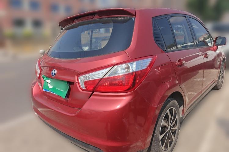 Used Venucia R50 2015 1.6L Manual Fashion Edition Rear Right 45 Deg