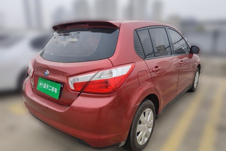 Used Venucia R50 2015 1.6L Manual Fashion Edition Rear Right 45 Deg