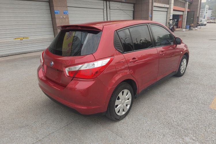 Used Venucia R50 2015 1.6L Automatic Fashion Edition Rear Right 45 Deg