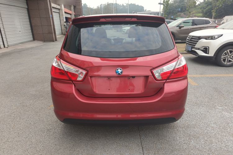 Used Venucia R50 2015 1.6L Automatic Fashion Edition Rear