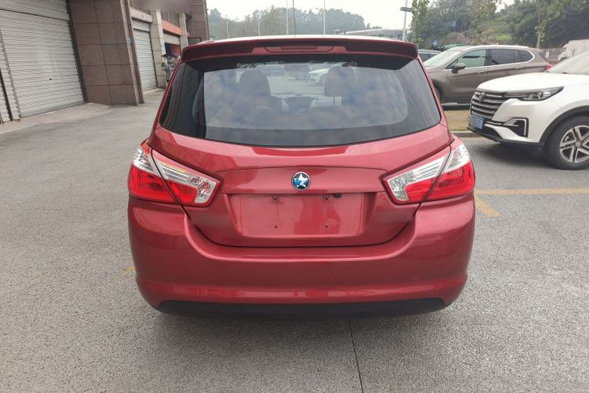 Used Venucia R50 2015 1.6L Automatic Fashion Edition Rear