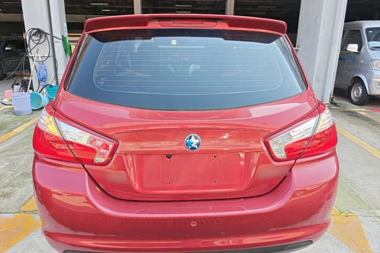 Used Venucia R50 2015 1.6L Automatic Fashion Edition Rear