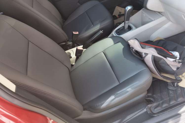 Used Venucia R50 2015 1.6L Automatic Fashion Edition Right Front Seat